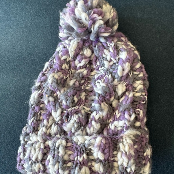 Headed to the snow? Need to stay cozy and get it quick? I ship ASAP! Zoom in👀 - Picture 7 of 15